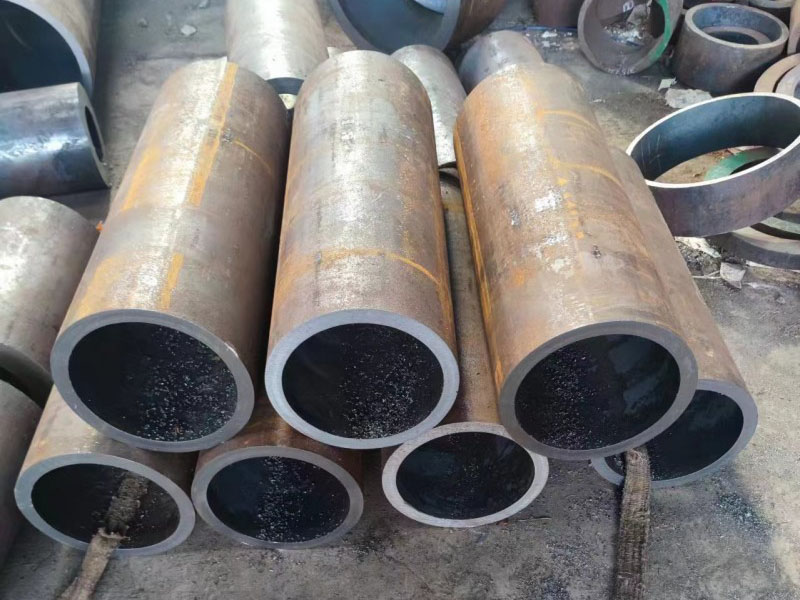 堆龙德庆12Cr1MovG无缝钢管切割